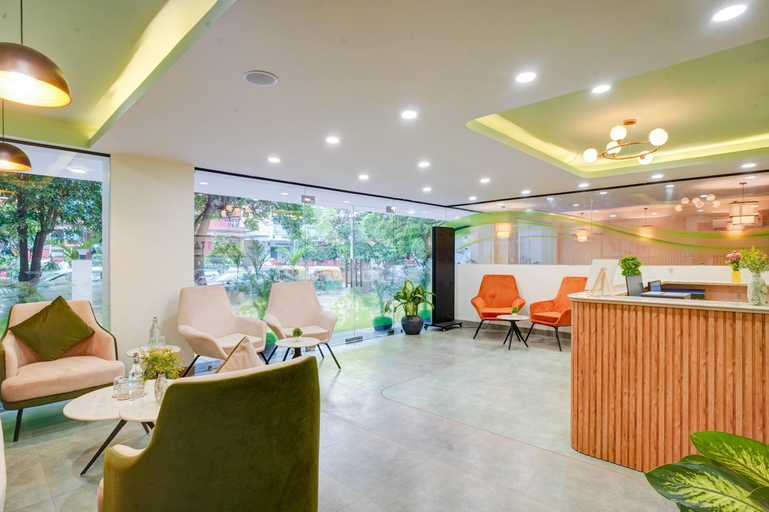 Public Area 2, Saltstayz Premier - Arjun Marg, Gurgaon