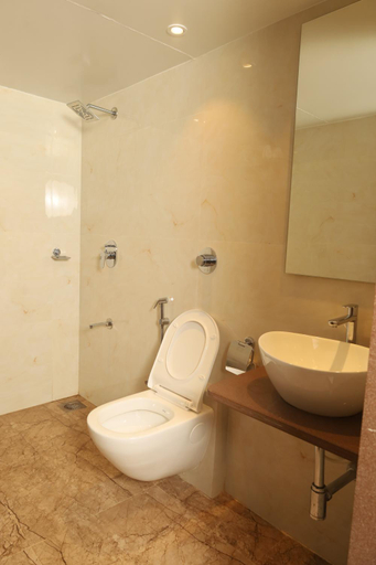 Bathroom 5, HOTEL PRESTIGE RESIDENCY, Thane