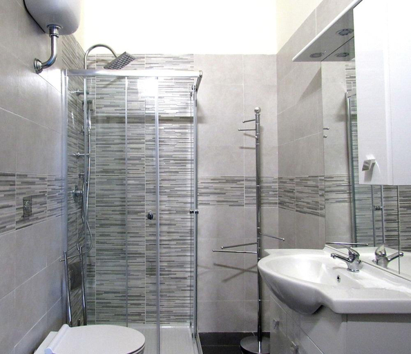Bathroom 3, Il Rifugio di Garibaldi, Napoli