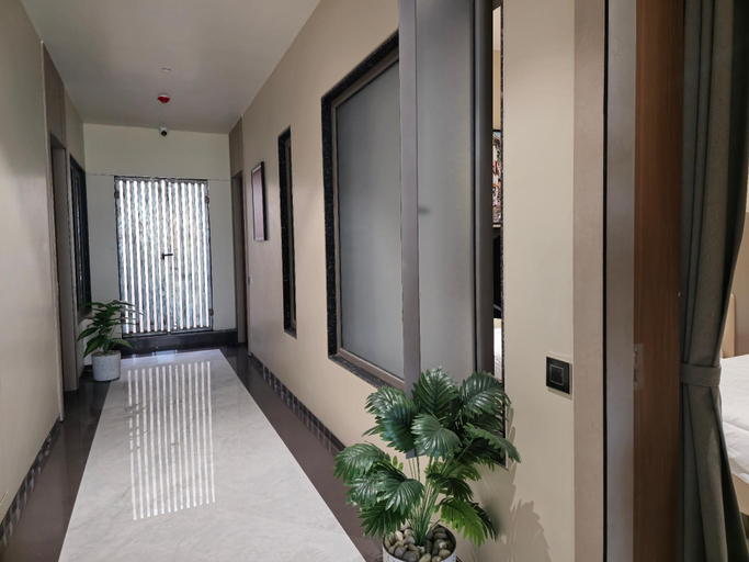 Public Area 2, Hotel Elite, Kachchh