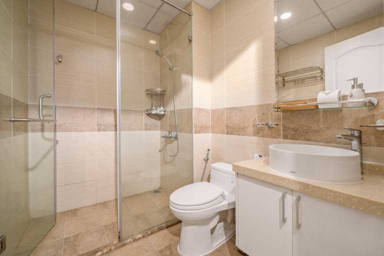 Bathroom 4, Monarchy Luxury Apartment 3 Bedroom in DaNang, Da Nang