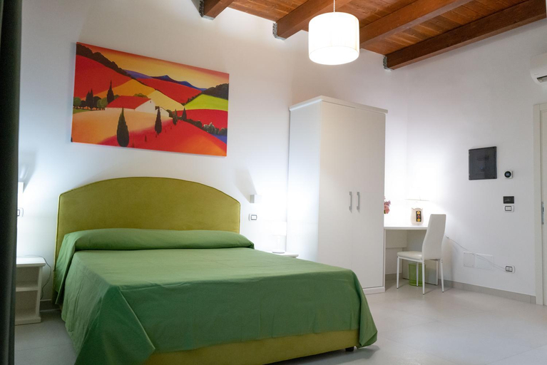 Bedroom 2, Stellaris, Reggio Di Calabria