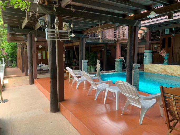 Food & Drinks 3, Ruennakornin Guest House, Bang Kruai
