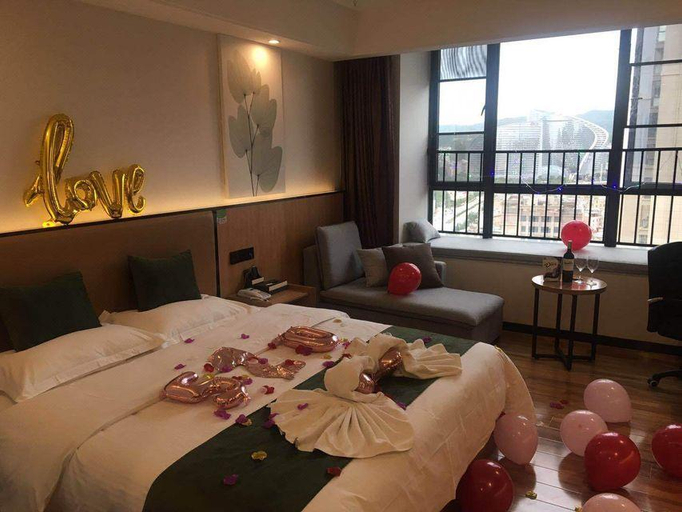 Bedroom 2, GreenTree Inn Express Kunming East Passenger Station Huazhicheng, Kunming