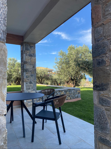 4, Aelia Stone Houses, Thessaly