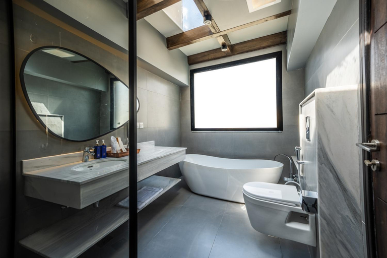 Bathroom 3, FortuNorth, Northern Areas