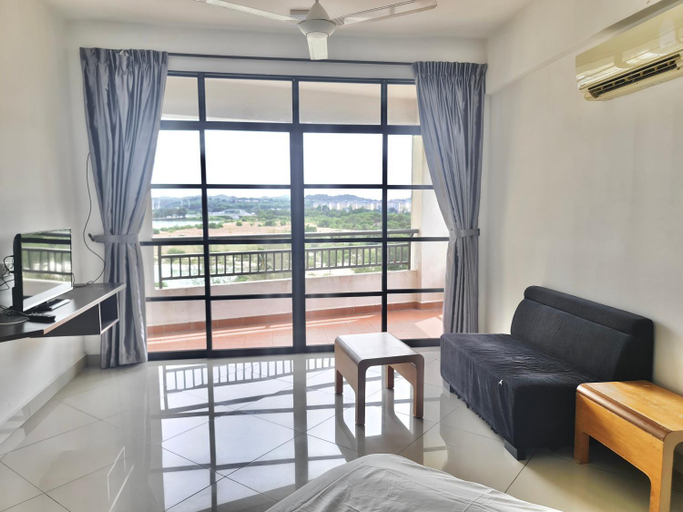 Balcony/terrace 4, Marina Teluk Batik by Manhattan Group, Manjung