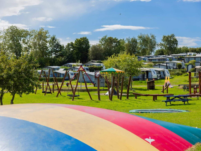 5, Comfortable 6-Person Holiday Park Home in Vipperød, Holbæk