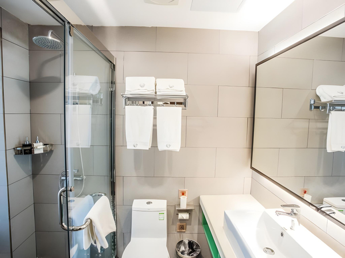 Bathroom 5, GEM Hotel Anqing Qianshan County Fortune Plaza, Anqing