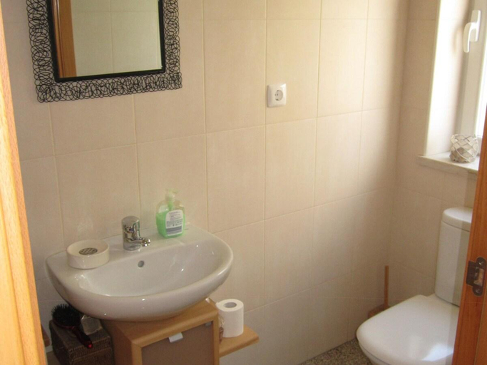 Bathroom 3, Casa Elsa, Lourinhã