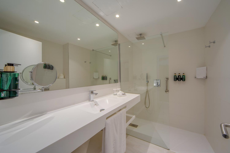 Bathroom 5, Playa Esperanza Resort Affiliated by Melia, Baleares