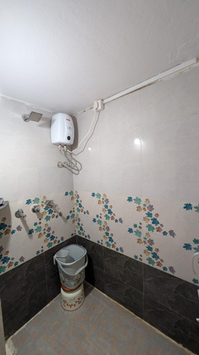 Bathroom 3, Krishnaalay Guest House, Ujjain