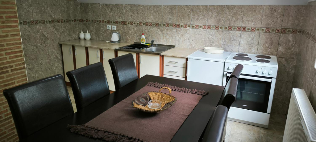 Kitchen 2, Apartments Dedeic