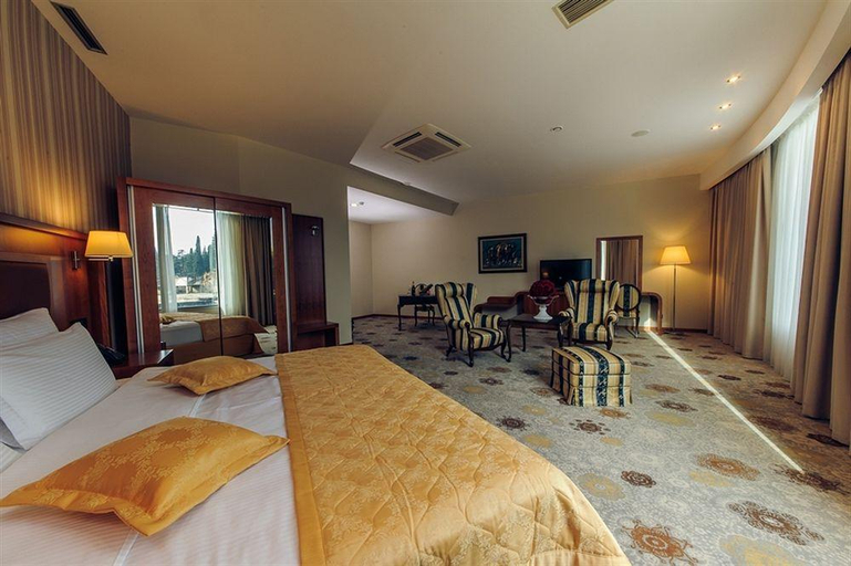 Bedroom 2, Hotel M Nikić