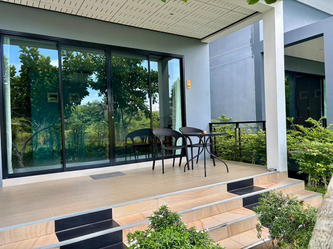 Public Area, Moonlight Cottage, Phuket Island