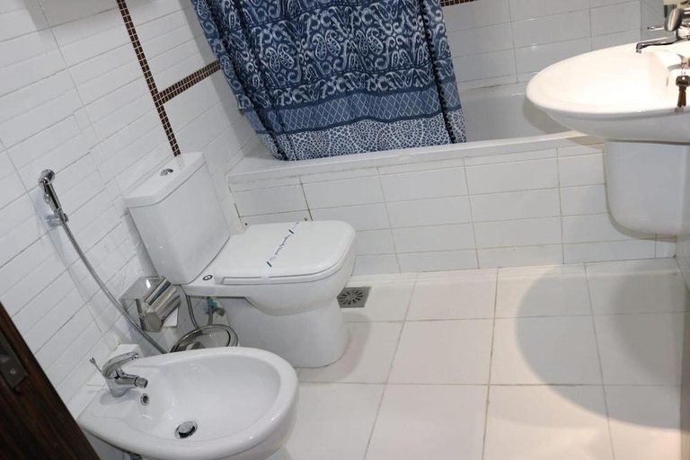 Bathroom 5, Swan Towers, Manama