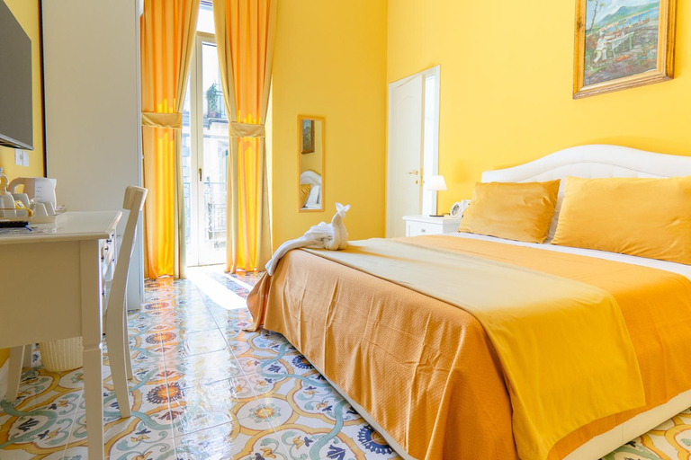 Bedroom 5, Guesthouse Adry in Naples, Napoli