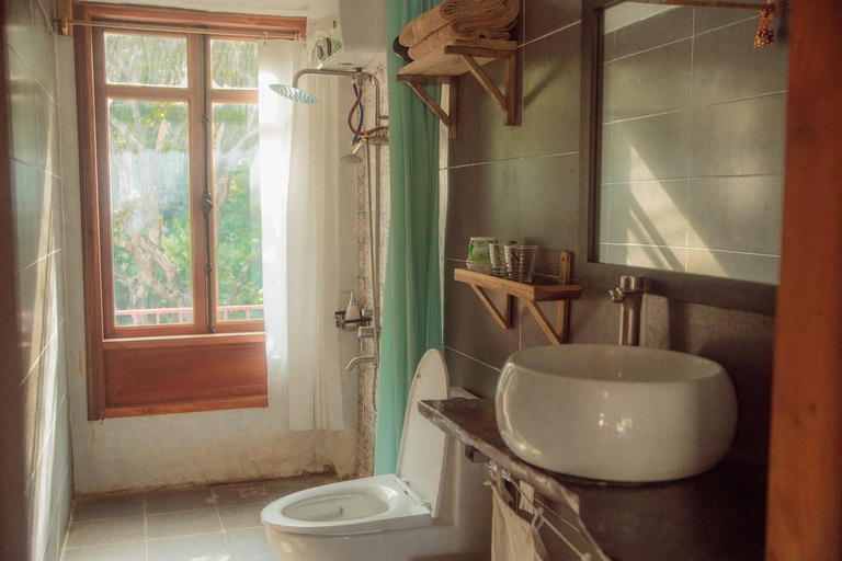 Bathroom 3, Chez Phuong Cat Ba -Private entire house, Cát Hải