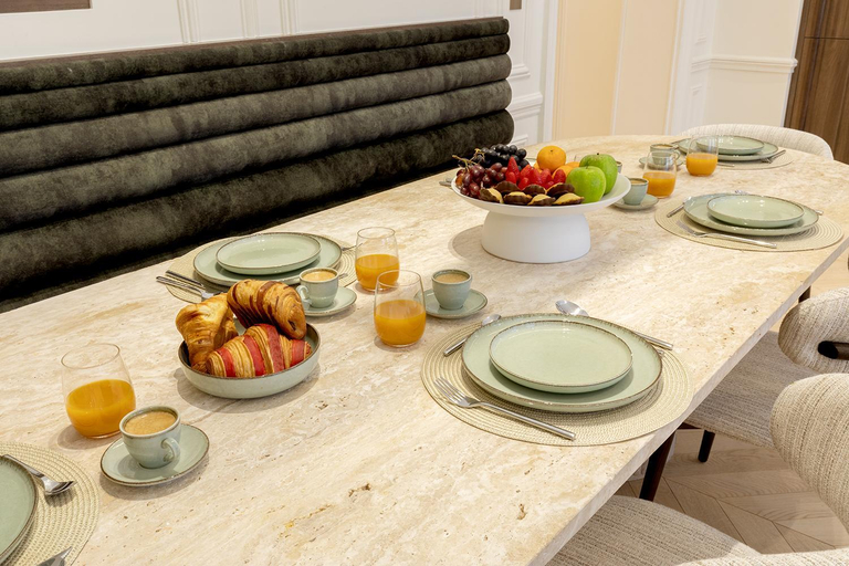 Food & Drinks, Maison Galante - Serviced Apartments in Champs-Elysees, Paris