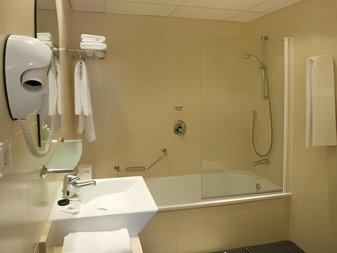 Bathroom 3, Crown Resorts Club Marbella, Málaga