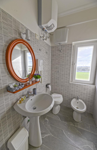 Bathroom, Casa La Viola, Taranto