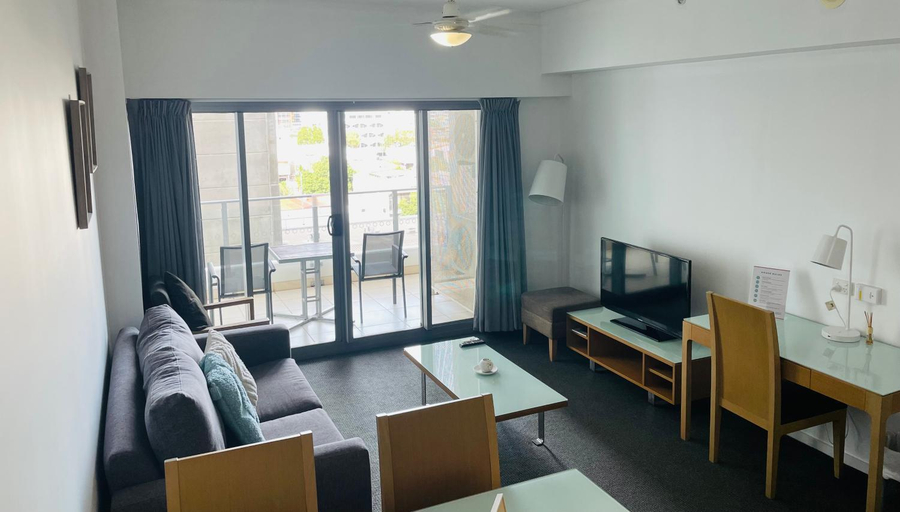 Others 4, Modern unit, Pool, Gym, kitchen & CBD location, Darwin