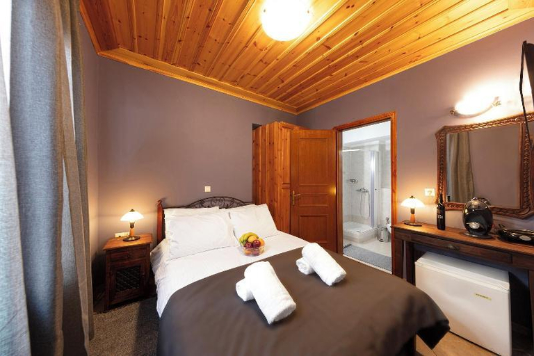 Bedroom 3, White Hills Suites & Spa, Central Greece