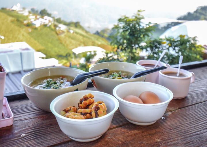Food & Drinks, Phu Wiman Mon Jam, Mae Rim