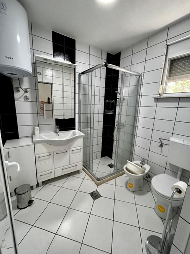 Bathroom 3, Apartments Apartmani Bojana