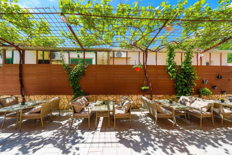 Food & Drinks, Apartments Matic 2, Baška Voda