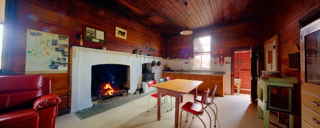Kitchen 1, Currango Cottages, Cooma-Monaro