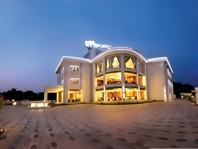 Others 5, Hotel Wyte Portico, Pathanamthitta