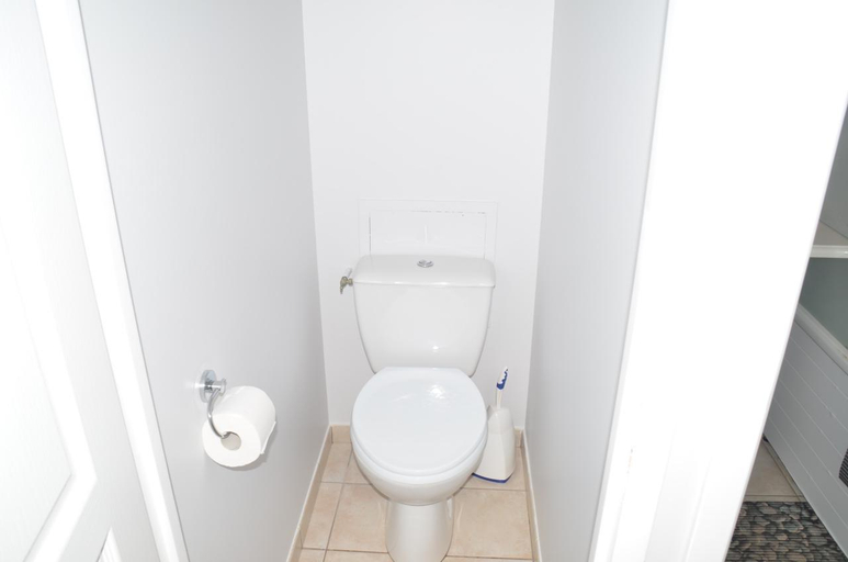 Bathroom 3, Appartement vue mer en résidence (piscines), Vendée