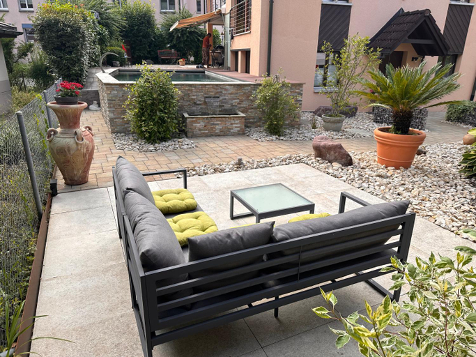 Others 5, Bed and Breakfast fur ESAF 25, Glarus