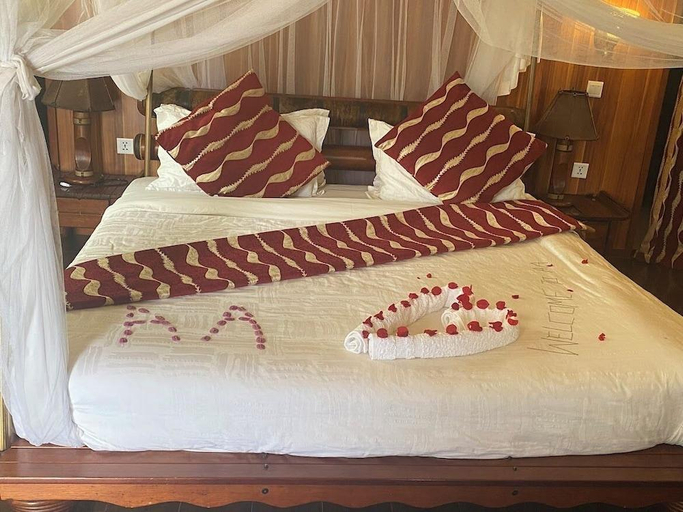 Bedroom 2, AA Lodge Masai Mara, Narok West