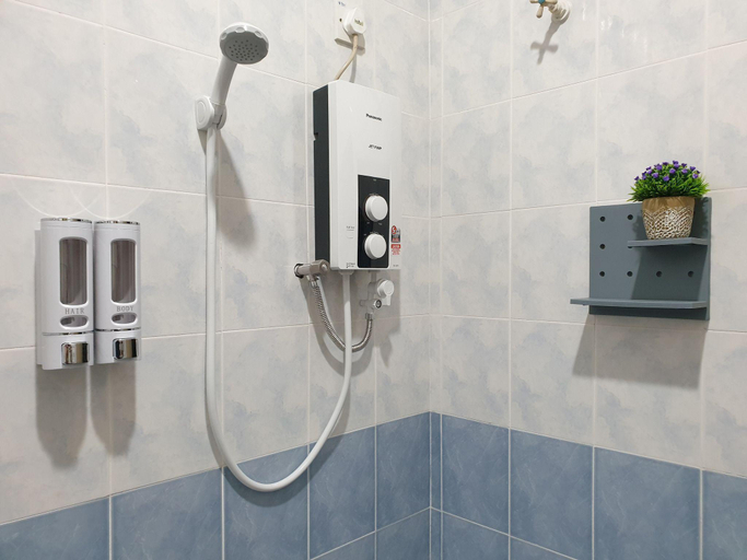 Bathroom 2, TaipingCuti Homestay, Larut and Matang