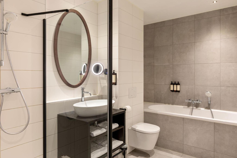 Bathroom 5, Corendon Urban Amsterdam Schiphol Airport, Haarlemmermeer