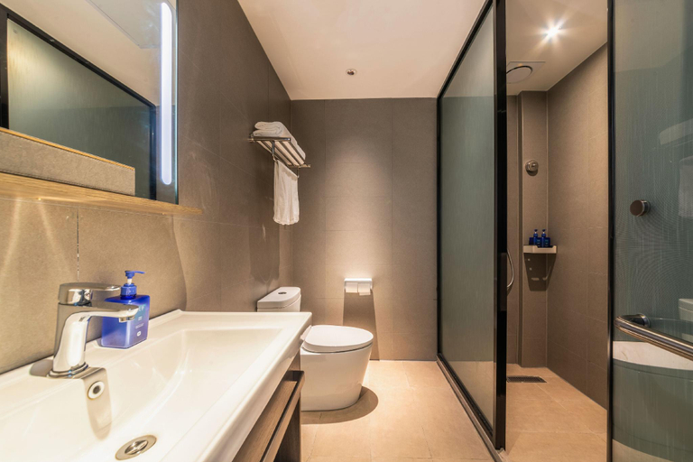 Bathroom 3, Hanting Hotel Linzhi Bus Station, Nyingtri