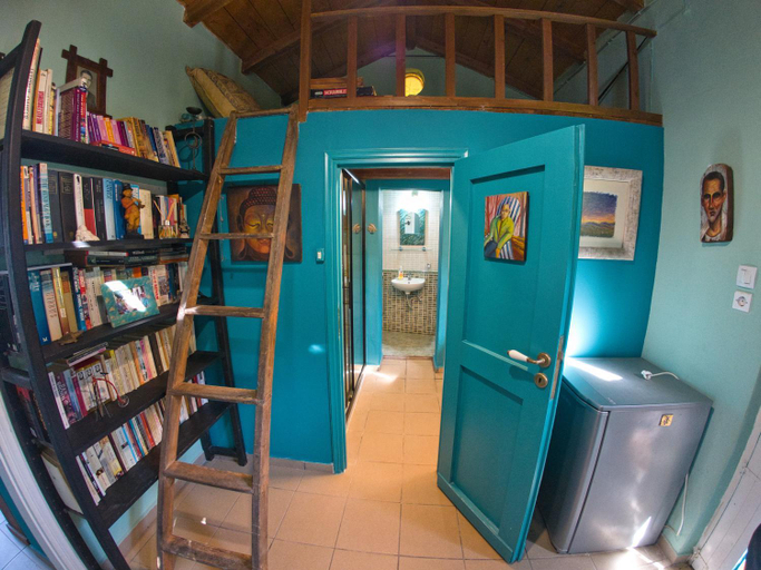 Others 4, Strongilos Homestay, Peloponnese