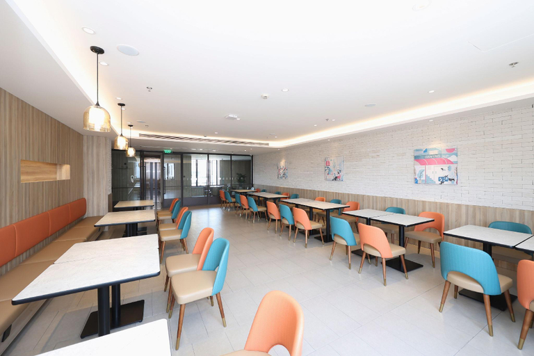 Food & Drinks 5, Hanting Hotel Huzhou Aishan Yintai South Street, Huzhou