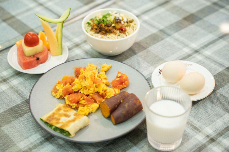Food & Drinks 5, Goldgu Gauteng Hotel, Fuyang