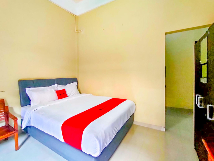 Bedroom 4, RedDoorz @ Kutisari 2 Surabaya, Surabaya