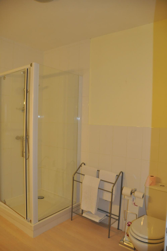 Bathroom 5, Appart Hotel de France, Isère