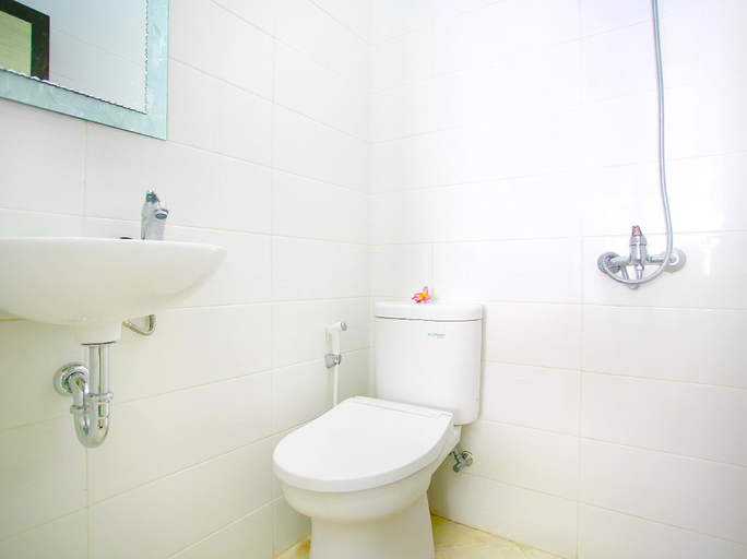 Bathroom 5, Bale Village C8 Villa, Badung