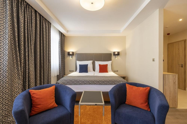 Bedroom 2, Cherry Apartments, Palace Quarter, Budapesti
