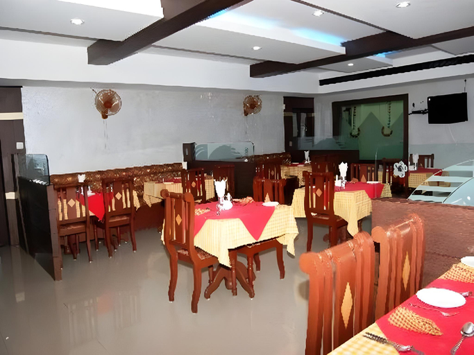 Food & Drinks 3, KPM Regency, Palakkad