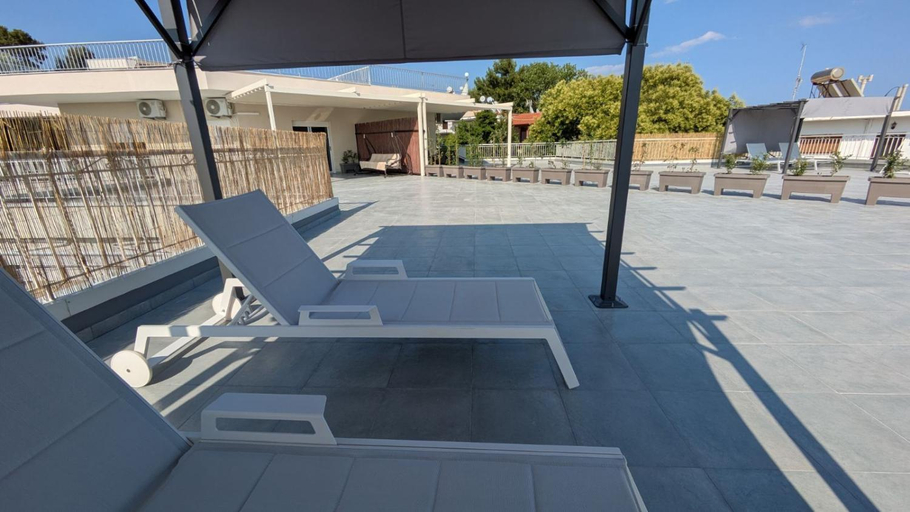 Balcony/terrace 4, Beachfront Apartment, Central Macedonia