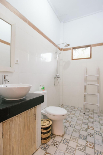 Bathroom 3, Nanda Homestay, Canggu, Badung