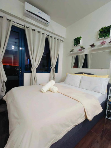 Bedroom, Air Residences penthouse, Makati City