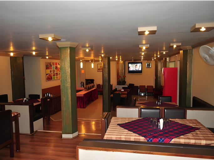 Food & Drinks, Hotel Savera Palace, Sirohi